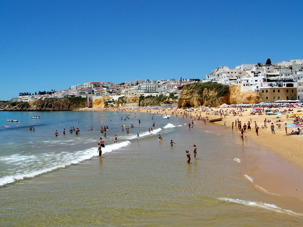 Apartamentos Tucha Albufeira Exteriör bild