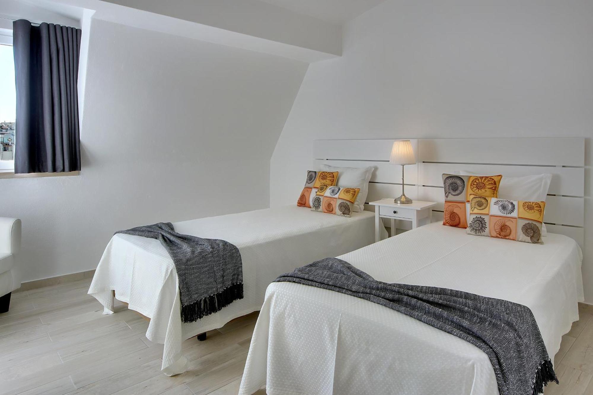 Apartamentos Tucha Albufeira Exteriör bild