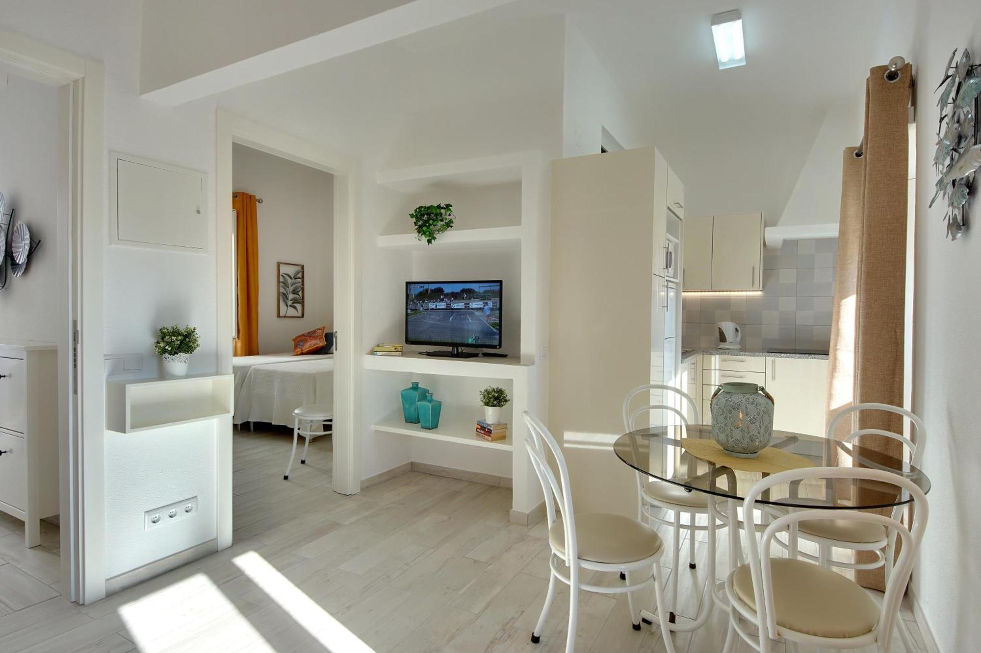 Apartamentos Tucha Albufeira Exteriör bild